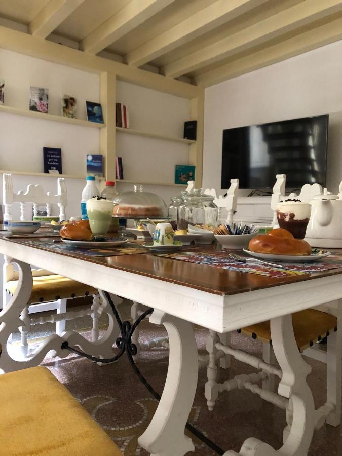 Maison Al Duomo メッシーナ エクステリア 写真
